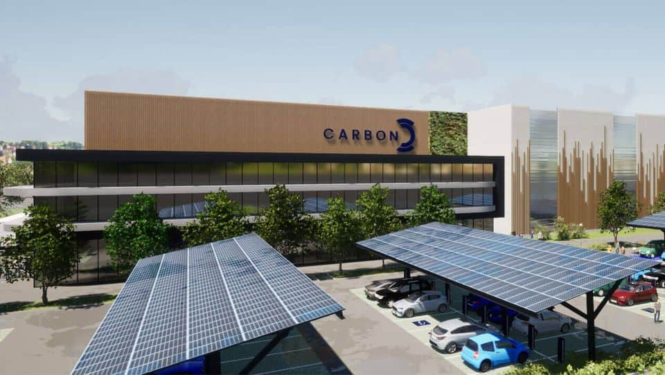 Une "giga-usine" de produits photovoltaïques à Fos-sur-Mer