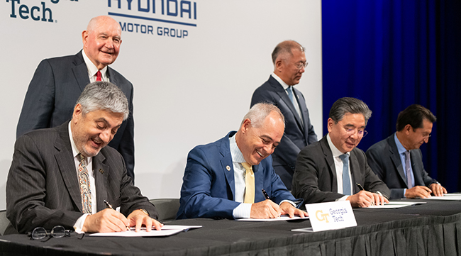 Cérémonie de signature de Hyundai et Georgia Tech