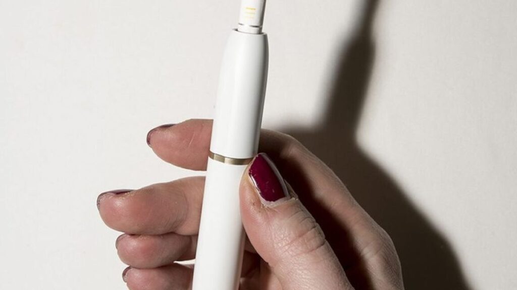 Comment la stratégie de marque de Marlboro s&rsquo;est adaptée aux nouvelles réglementations sur le tabac?