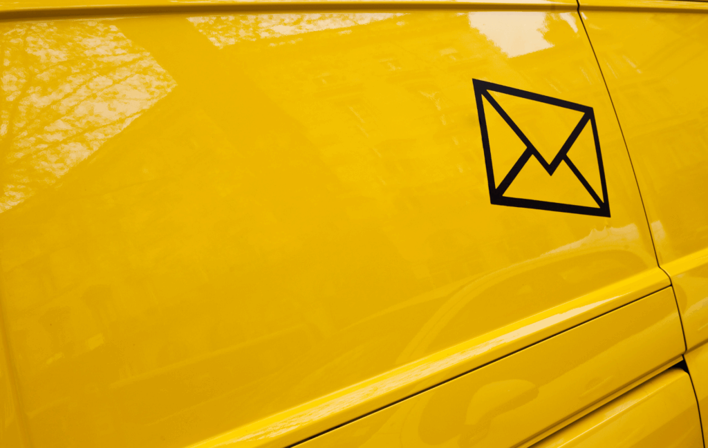 La Poste renforce son engagement pour la biodiversité aux côtés de Fondation pour la Nature et l’Homme